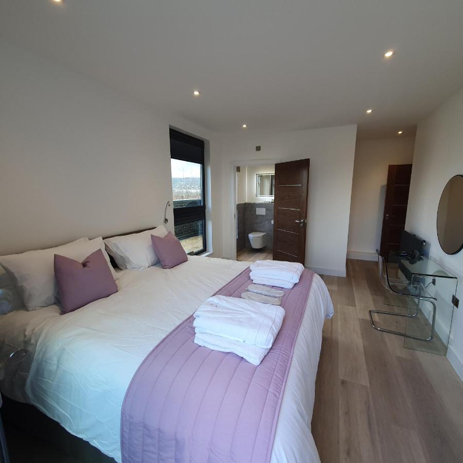 Central Penthouse With Hot Tub & Views 24 Cheltenham Luaran gambar