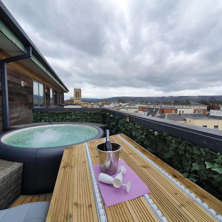 Central Penthouse With Hot Tub & Views 24 Cheltenham Luaran gambar