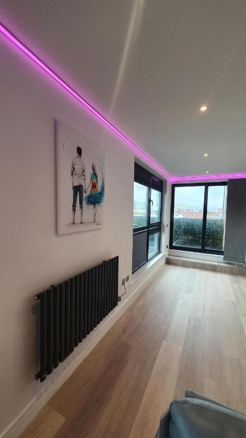 Central Penthouse With Hot Tub & Views 24 Cheltenham Luaran gambar