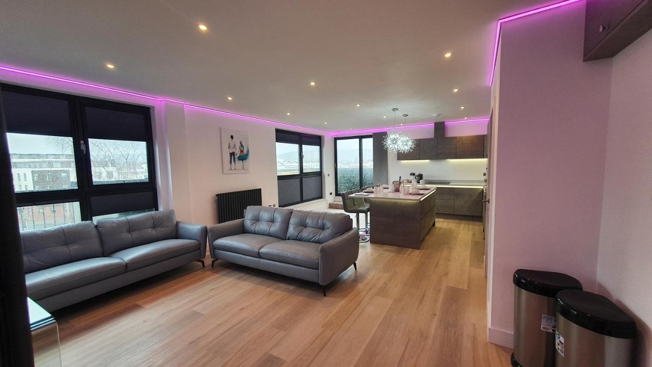 Central Penthouse With Hot Tub & Views 24 Cheltenham Luaran gambar